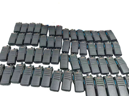 satın al BF-UV10R Walkie-Talkie with 4800mAh Battery IP54 Waterproof and 10W High Power Two Way Radio çevrimiçi üretim