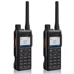 Dijital İki Yolu Radyo HP680 DMR iki yönlü radyo sınıf lideri ses performansı ve acil iki yönlü radyo