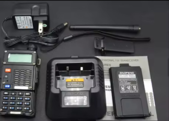 Baofeng VHF UHF Çift Bant İki Yönlü Telsiz Telsiz İletişim Klavye BF F8 Uzun Menzilli