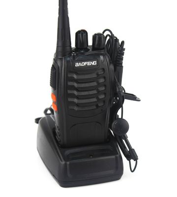 Baofeng BF-888S Plus UHF Walkie Talkie 3-5km menzile sahip